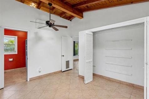 1728 SW 4th Court Fort Lauderdale FL 33312