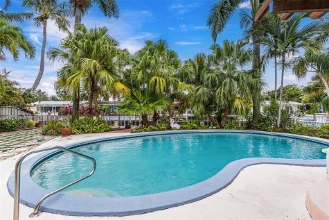 1728 SW 4th Court Fort Lauderdale FL 33312