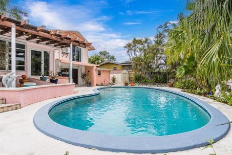 1728 SW 4th Court Fort Lauderdale FL 33312