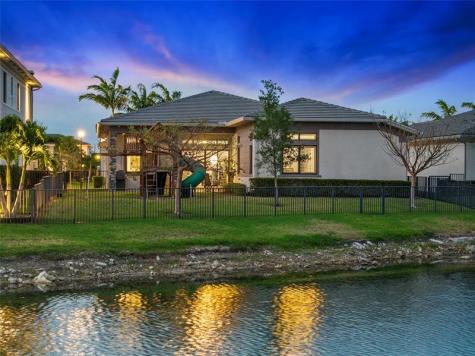 10490 Mira Vista Drive Parkland FL 33076