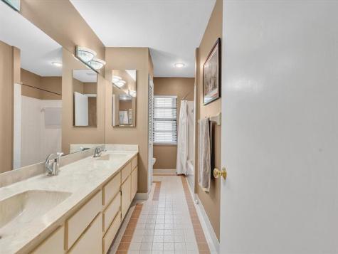 11170 NW 2nd Manor Coral Springs FL 33071