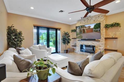 11324 NW 72nd Place Parkland FL 33076