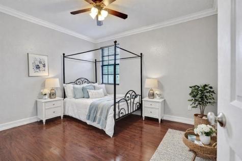 11324 NW 72nd Place Parkland FL 33076