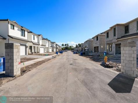 1453 SW 23rd Court Fort Lauderdale FL 33315