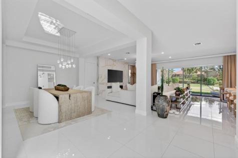 9310 Bayside Circle Parkland FL 33076