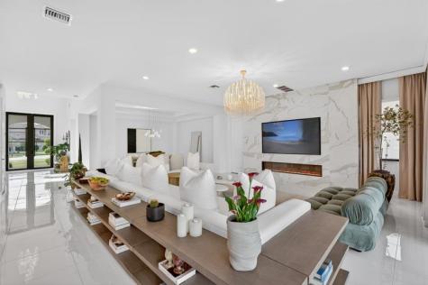9310 Bayside Circle Parkland FL 33076