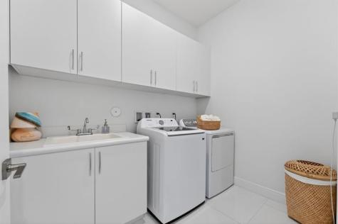 9310 Bayside Circle Parkland FL 33076