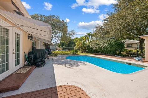 4010 Coral Springs Drive Coral Springs FL 33065
