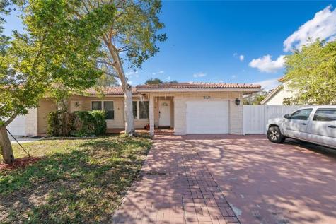4010 Coral Springs Drive Coral Springs FL 33065