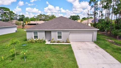 1509 SW Bermel Port St Lucie FL 34953