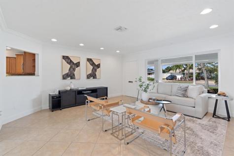370 SE 3rd Court Pompano Beach FL 33060