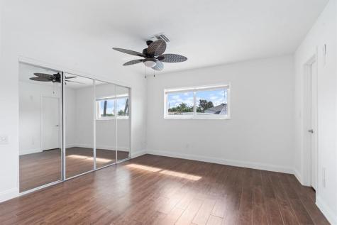 370 SE 3rd Court Pompano Beach FL 33060