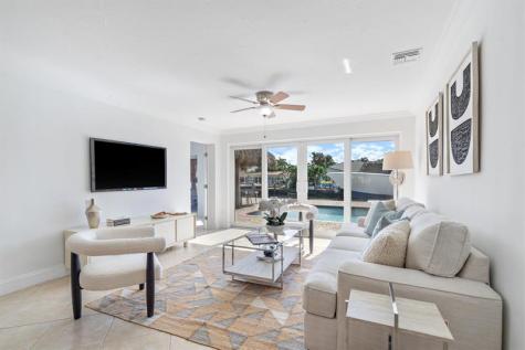 370 SE 3rd Court Pompano Beach FL 33060