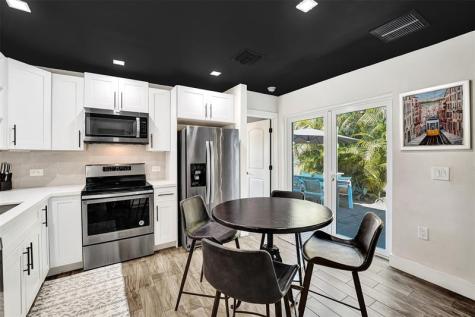 401 NE 49th Street Oakland Park FL 33334