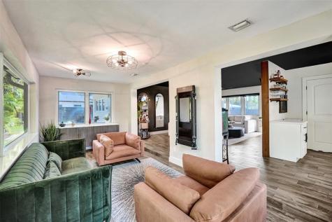 401 NE 49th Street Oakland Park FL 33334