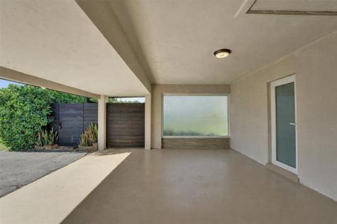 401 NE 49th Street Oakland Park FL 33334