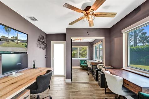 401 NE 49th Street Oakland Park FL 33334