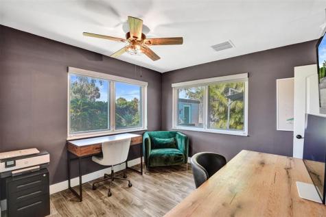401 NE 49th Street Oakland Park FL 33334