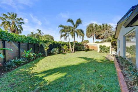 401 NE 49th Street Oakland Park FL 33334
