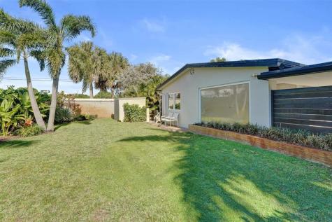401 NE 49th Street Oakland Park FL 33334