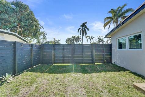 401 NE 49th Street Oakland Park FL 33334