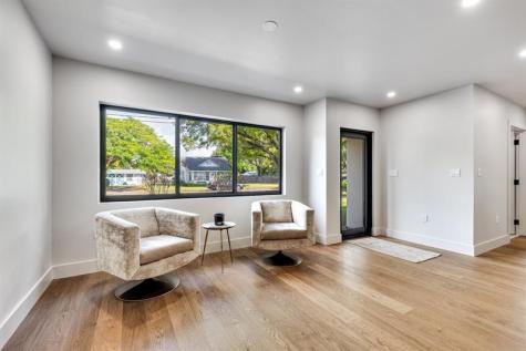 424 NE 2nd Street Pompano Beach FL 33060