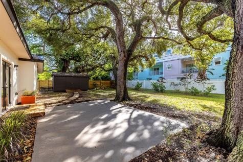 424 NE 2nd Street Pompano Beach FL 33060
