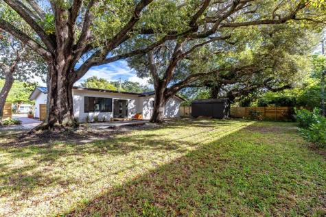 424 NE 2nd Street Pompano Beach FL 33060