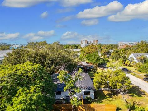424 NE 2nd Street Pompano Beach FL 33060