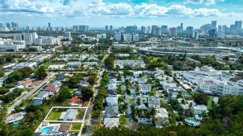 2515 NE 207th Street Miami FL 33180