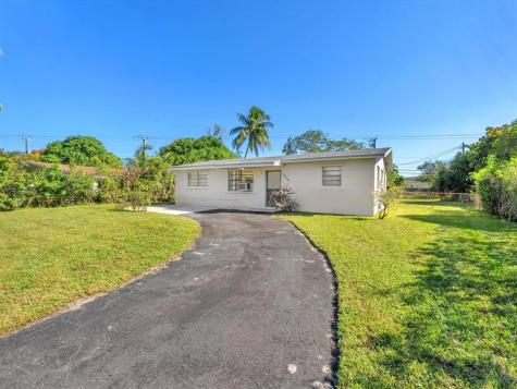 3310 NW 43rd Avenue Lauderdale Lakes FL 33319