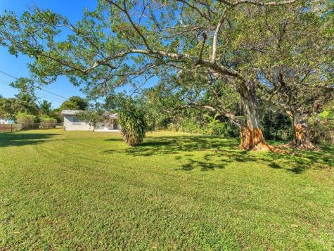 3310 NW 43rd Avenue Lauderdale Lakes FL 33319