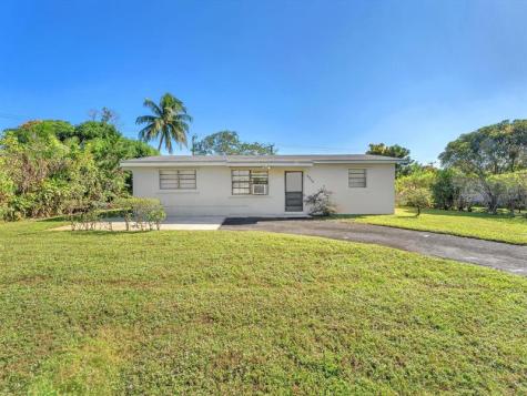 3310 NW 43rd Avenue Lauderdale Lakes FL 33319