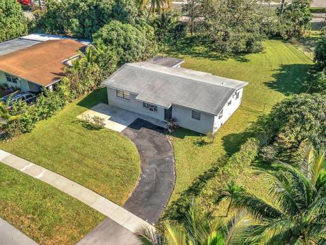 3310 NW 43rd Avenue Lauderdale Lakes FL 33319