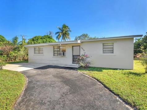 3310 NW 43rd Avenue Lauderdale Lakes FL 33319