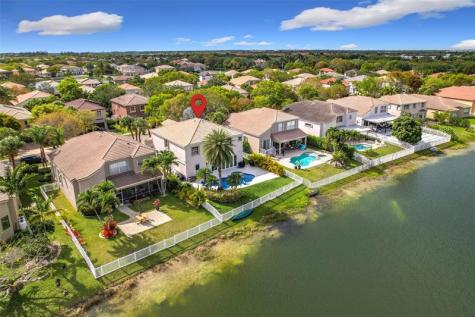 4973 SW 158th Way Miramar FL 33027
