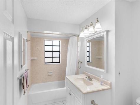 1 Westcliffe Lane Palm Coast FL 32164