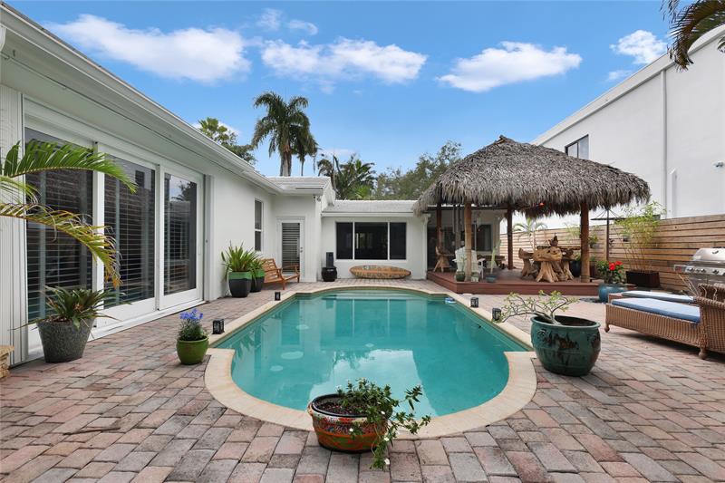 720 NE 17th Te Fort Lauderdale FL 33304