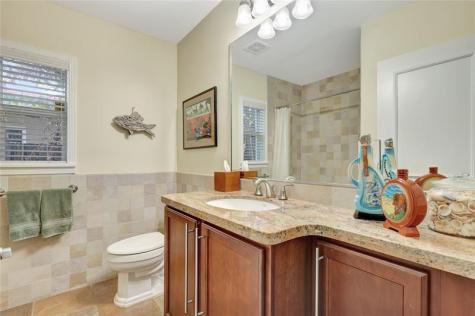 720 NE 17th Te Fort Lauderdale FL 33304