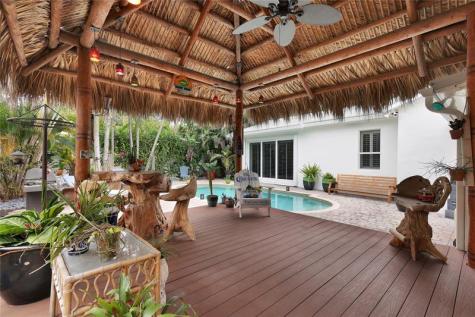 720 NE 17th Te Fort Lauderdale FL 33304