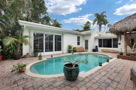 720 NE 17th Te Fort Lauderdale FL 33304