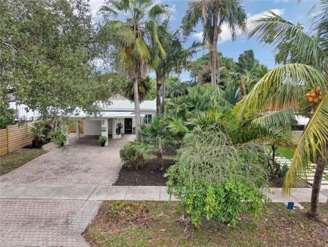 720 NE 17th Te Fort Lauderdale FL 33304