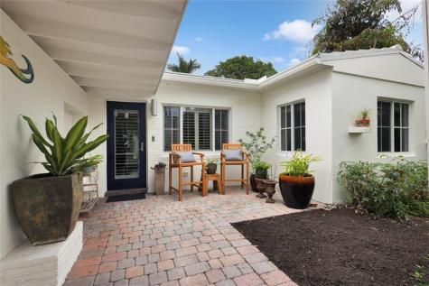 720 NE 17th Te Fort Lauderdale FL 33304
