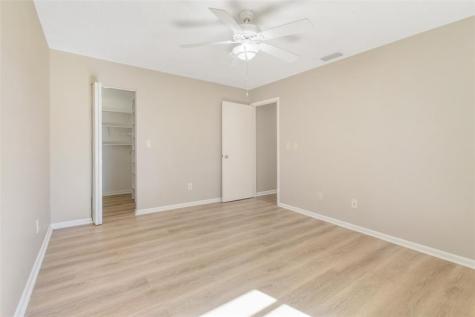 516 SW Buswell Avenue Port St Lucie FL 34983