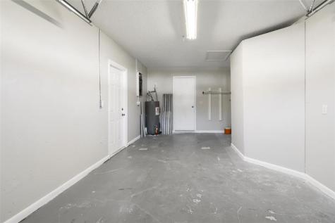 516 SW Buswell Avenue Port St Lucie FL 34983