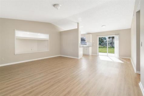516 SW Buswell Avenue Port St Lucie FL 34983