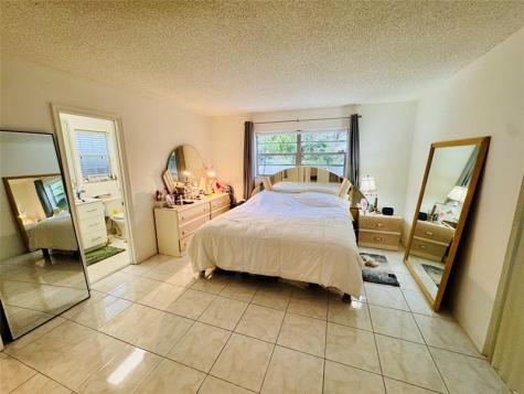 9673 NW 45th Street Sunrise FL 33351