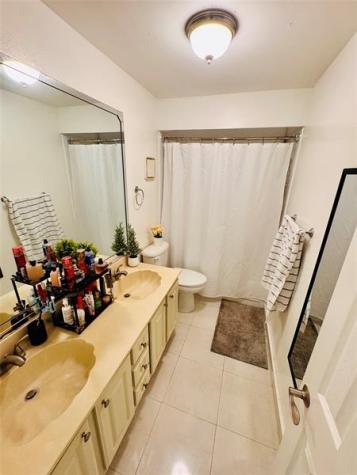 9673 NW 45th Street Sunrise FL 33351