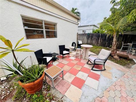 9673 NW 45th Street Sunrise FL 33351