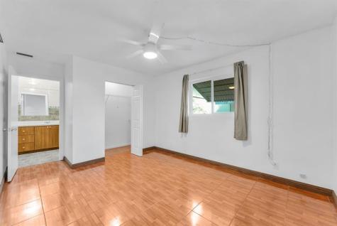 4924 NW 52nd Court Tamarac FL 33319